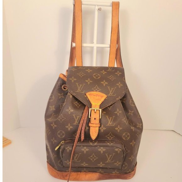 LOUIS VUITTON Montsouris Mm Monogram Brown Coated Canvas Backpack - Picture 5 of 14